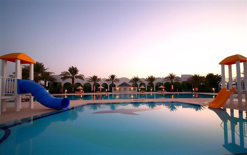 Tulip Al Rahba Hotel 2*